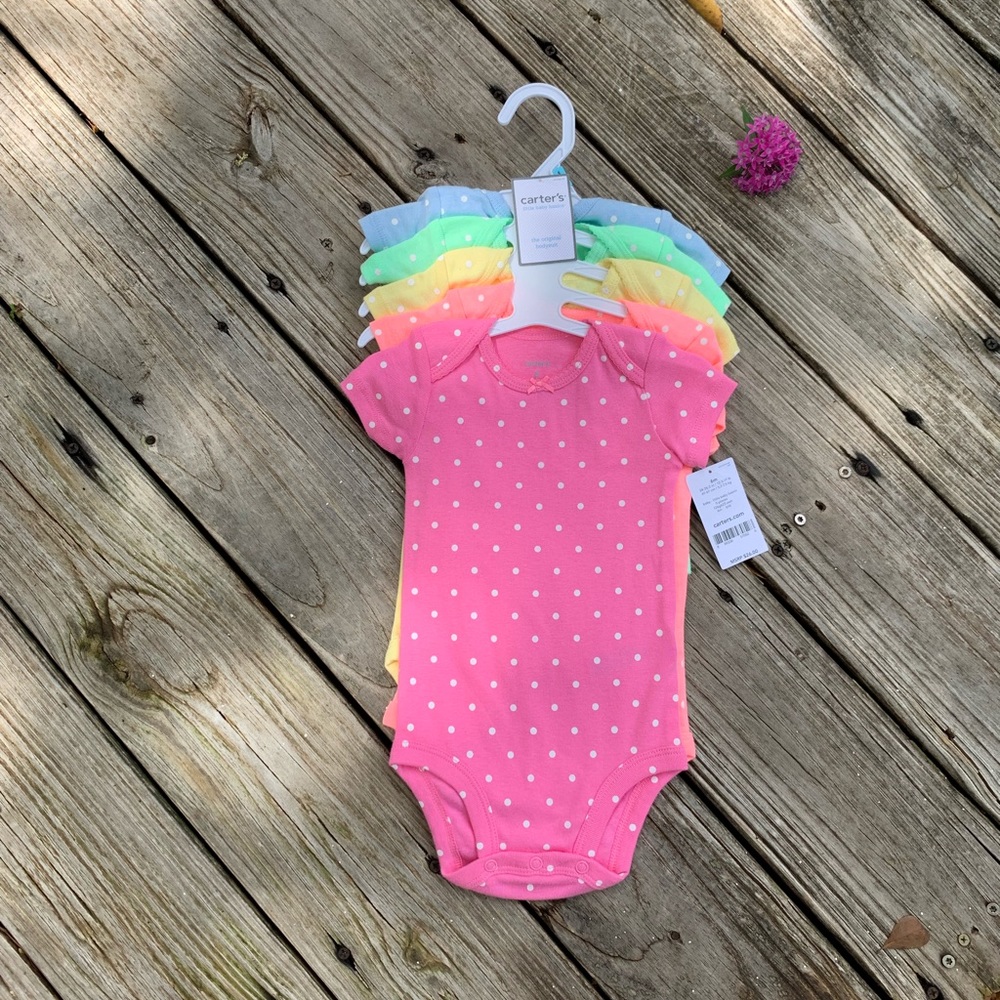 💐 Carter’s Onesies pack of 5. NWTO